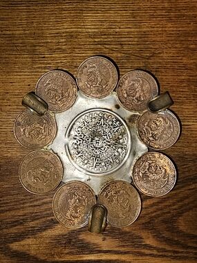 Vintage Mexican coin ashtray Aztec calendar design